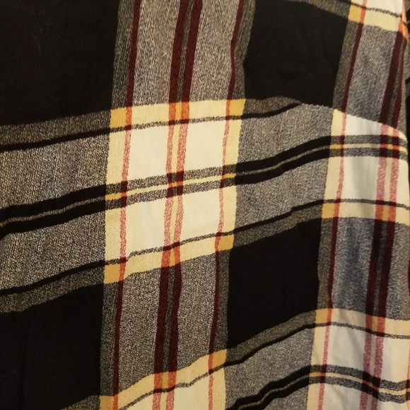 Sheer Plaid Flannel Patterned Button-Down Blouse W/ Collar | Spring Hues - Picture 12 of 13